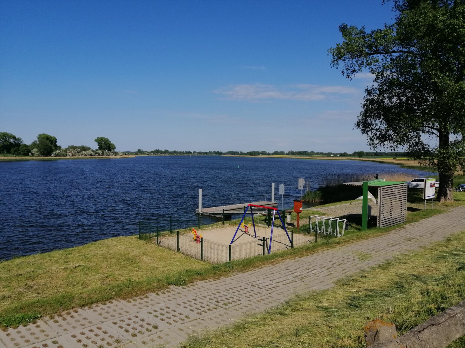 Przystań kajakowa w Trzcinisku