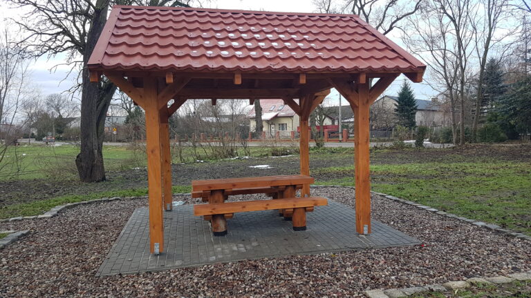 Przystań kajakowa w Suchym Dębie