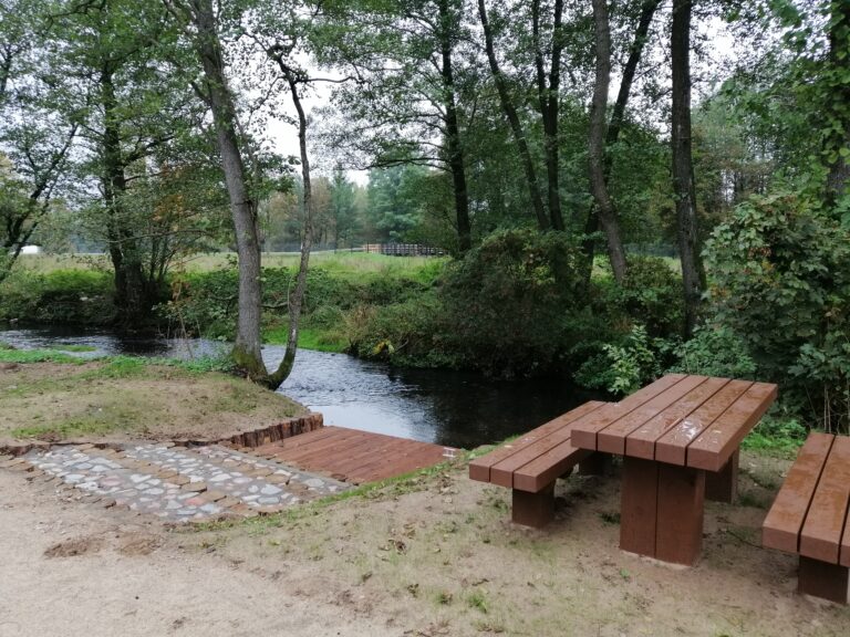 Przenoska w Bożympolu Wielkim