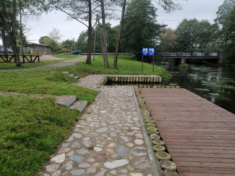 Przystań i przenoska w Łęczycach