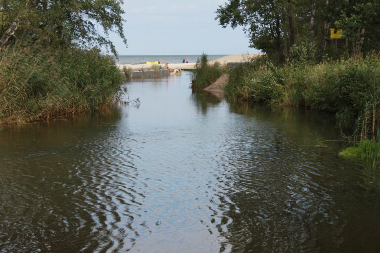 Przystań kajakowa w Ostrowie